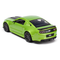 Машина Maisto Ford Mustang Street Racer 2014 (1:24) зеленый металлик (31506 met. green) изображение 2
