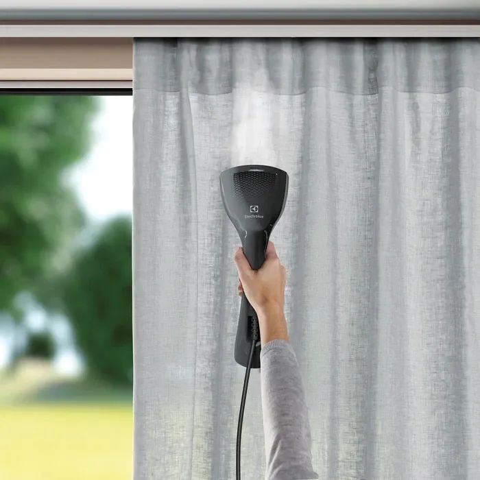 Відпарювач для одягу Electrolux E6HS1-2EG зображення 5