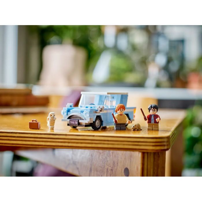 Конструктор LEGO Harry Potter Літаючий Ford Anglia 165 деталей (76424) зображення 8