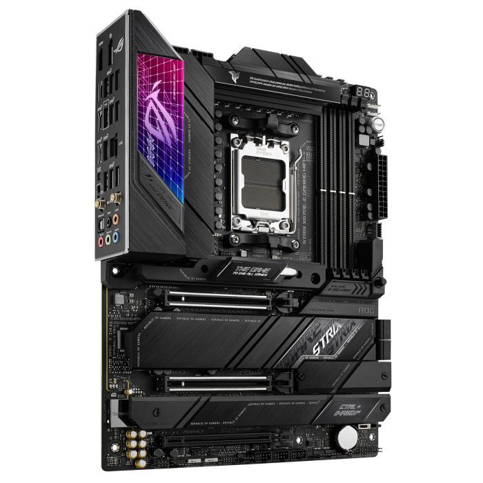 Материнская плата ASUS ROG STRIX X670E-E GAMING WIFI изображение 3