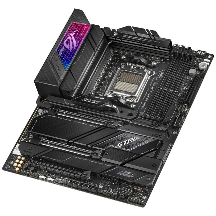 Материнская плата ASUS ROG STRIX X670E-E GAMING WIFI изображение 8