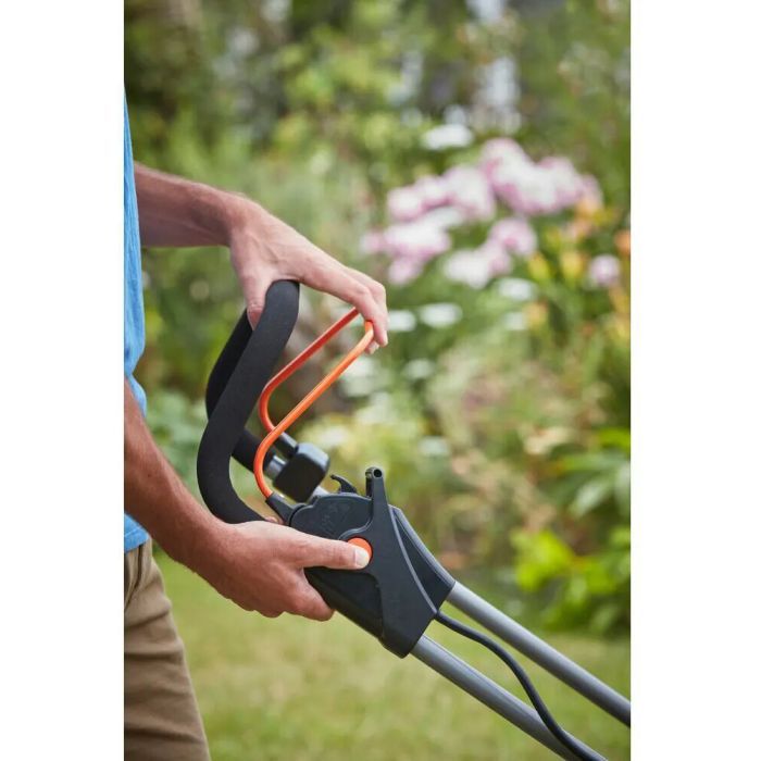 Газонокосилка Black&Decker BCMW3318 18V, 2x2.5Ah, ширина кошения 32 см (BCMW3318L2) изображение 10