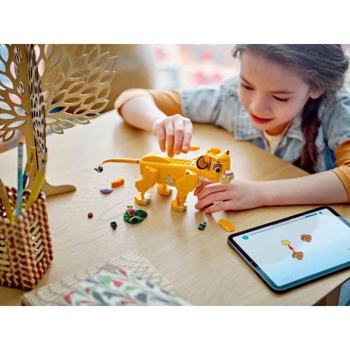 Конструктор LEGO Disney Classic Львёнок Симба (43243) изображение 9