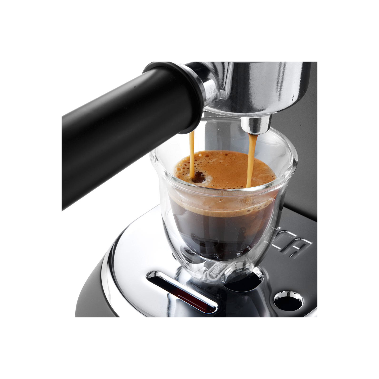 Ріжкова кавоварка еспресо DeLonghi EC685.BK зображення 4