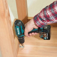 Шуруповерт Makita DF331DWYE, CXT, 10,8В Slider, 1,5Аг х 2шт, DC10WC, кейс, 30 (DF331DWYE) изображение 3