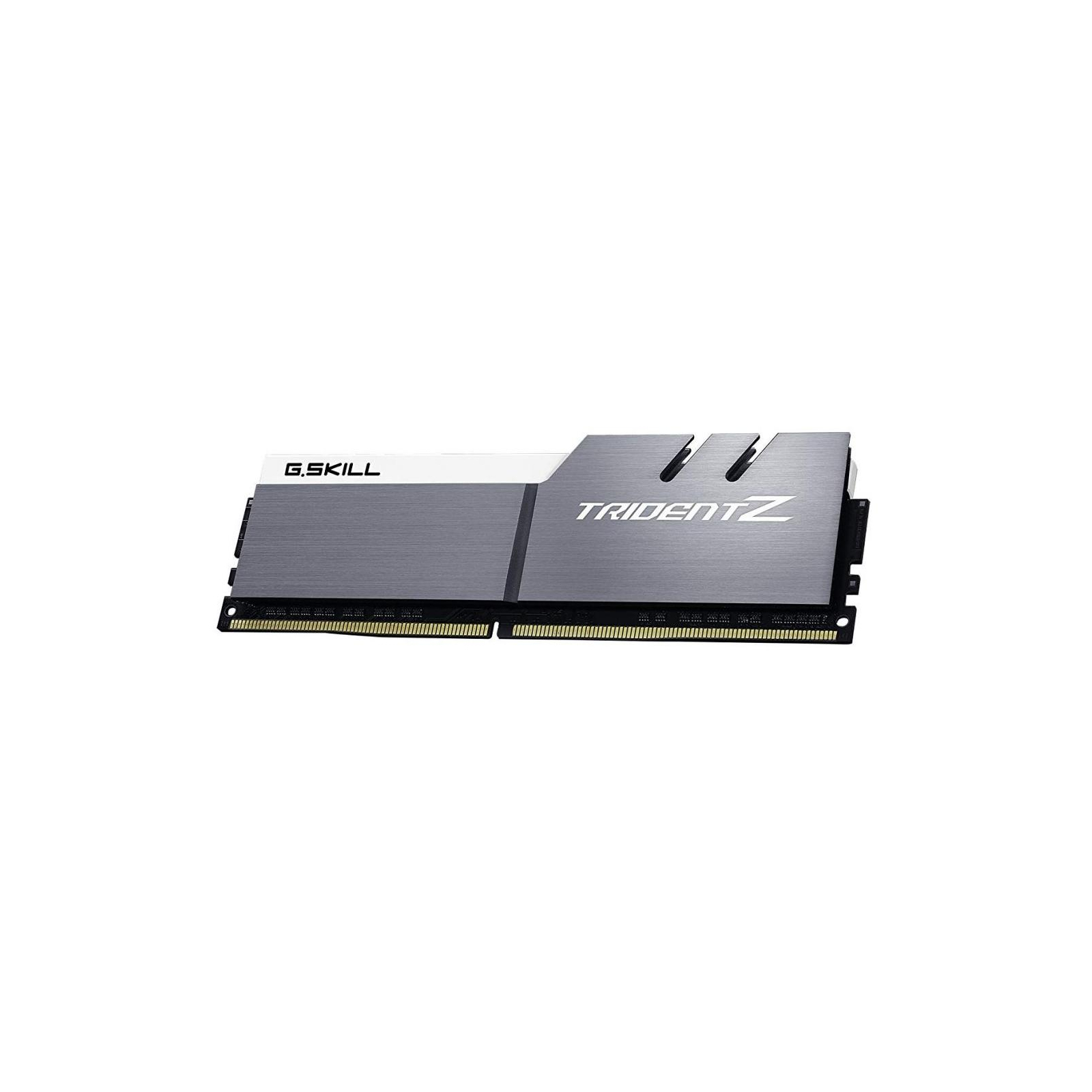 Модуль пам'яті для комп'ютера DDR4 16GB (2x8GB) 3600 MHz Trident Z Silver G.Skill (F4-3600C17D-16GTZSW) зображення 3