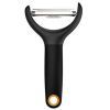 Овощечистка Fiskars Functional Form с поперечным лезвием Black (1016122\)