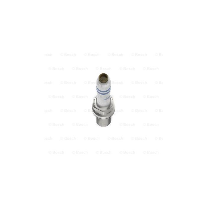 Свеча зажигания Bosch 0 241 245 673 изображение 3
