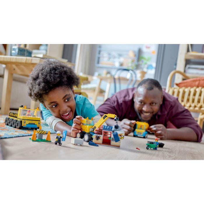 Конструктор LEGO City Строительный грузовик и шаровидный кран-таран 235 деталей (60391) изображение 11