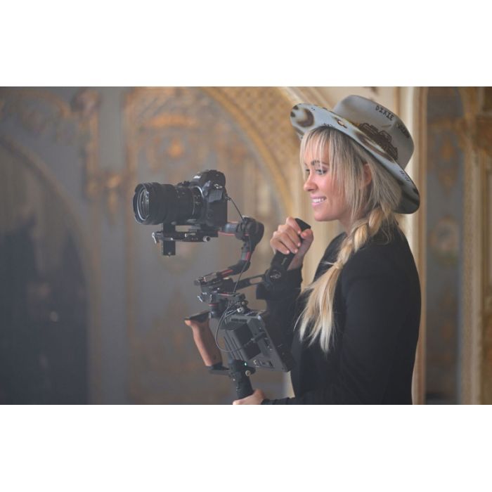 Цифровой фотоаппарат Nikon Z 8 Body (VOA101AE) изображение 9