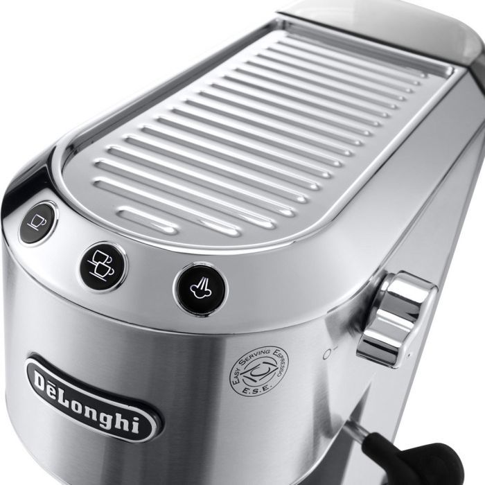 Рожковая кофеварка эспрессо DeLonghi EC685.M изображение 3