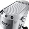 Рожковая кофеварка эспрессо DeLonghi EC685.M изображение 3