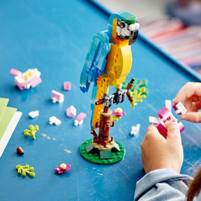 Конструктор LEGO Creator Экзотический попугай 253 детали (31136) изображение 7