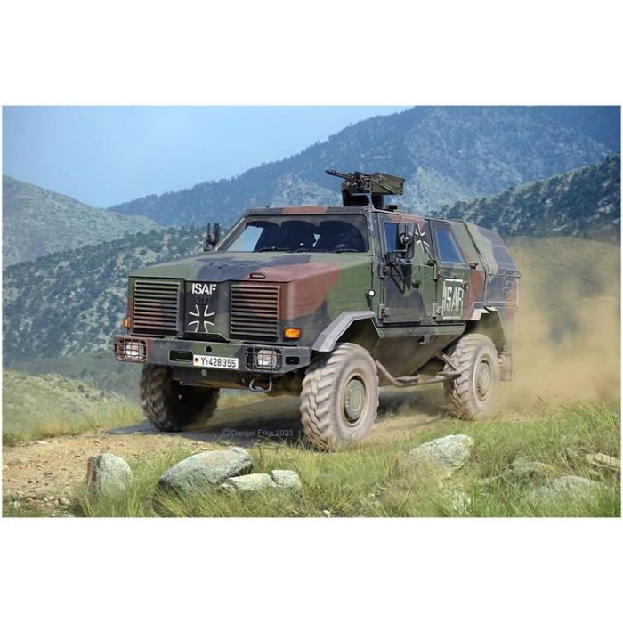 Збірна модель Revell Бронеавтомобіль ATF Dingo 1 рівень 4 масштаб 1:72 (RVL-03345) зображення 9