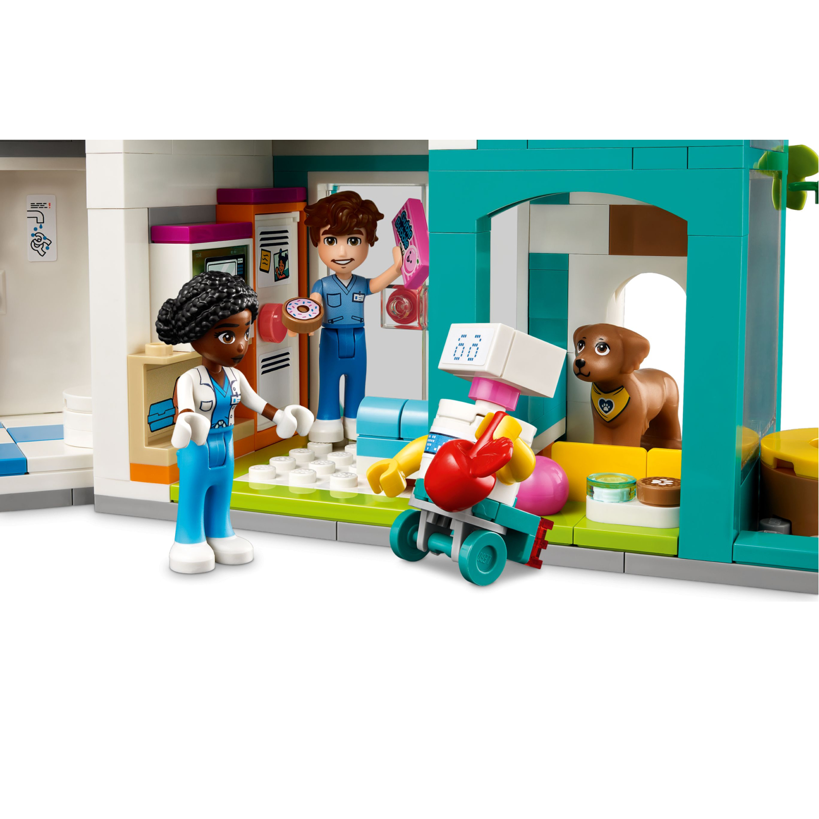 Конструктор LEGO Friends Больница в Хартлейк-Сити 1045 деталей (42621) изображение 5