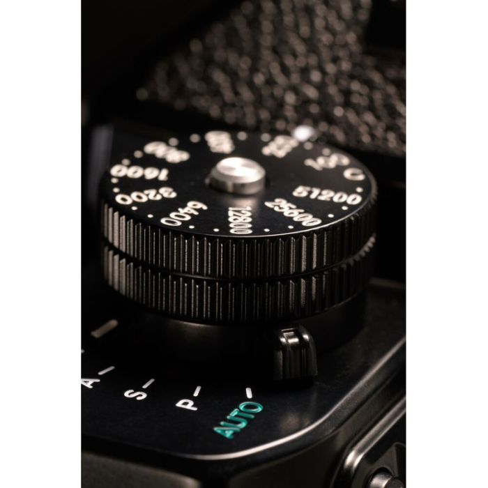Цифровой фотоаппарат Nikon Zf body (VOA120AE) изображение 5