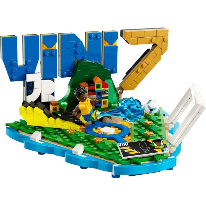 Конструктор LEGO Editions Football Винисиус Жуниор — лучшие моменты футбольных матчей (43027) изображение 2