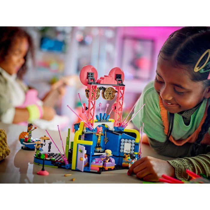 Конструктор LEGO Friends Музыкальное шоу талантов Хартлейк-Сити 669 деталей (42616) изображение 12