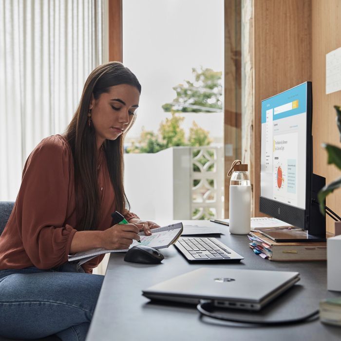 Компьютер HP ProOne 440 G9 AiO / i5-12400T, 8, F256GB+1Tb, WiFi, кл+м (6D379EA) изображение 2