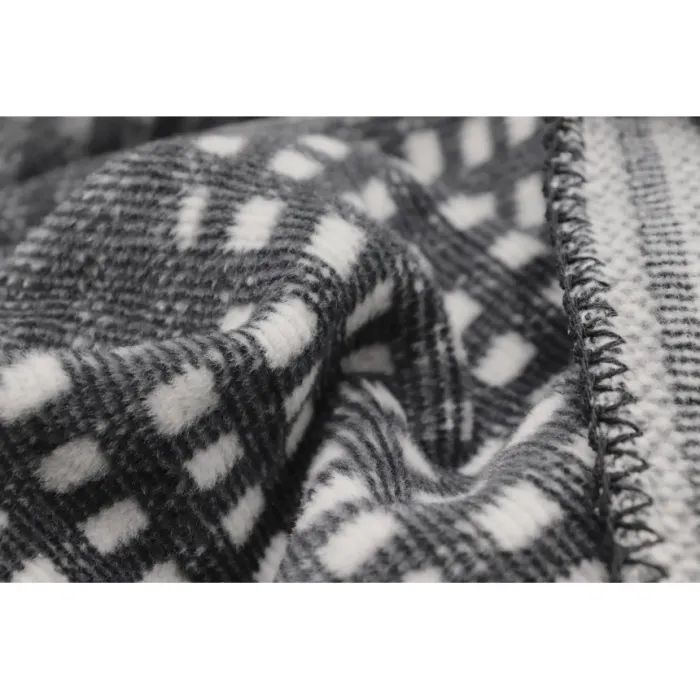 Плед Biederlack Wohndecke Kaleidoscope 150х200 (811820) изображение 4 Плед Biederlack Wohndecke Kaleidoscope 150х200 (811820) изображение 4