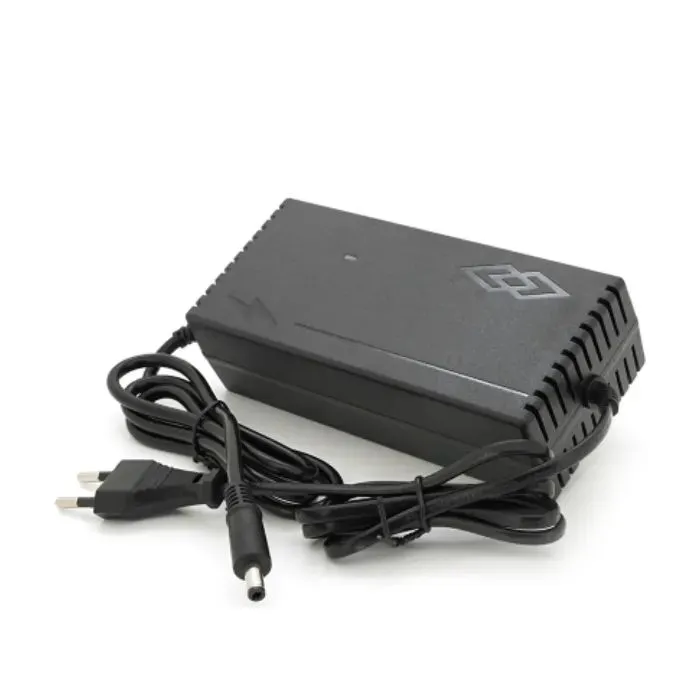 Мережевий зарядний пристрій для АКБ Voltronic Li-ion 12V (12,6V),3S,10A (YT-12610-С)