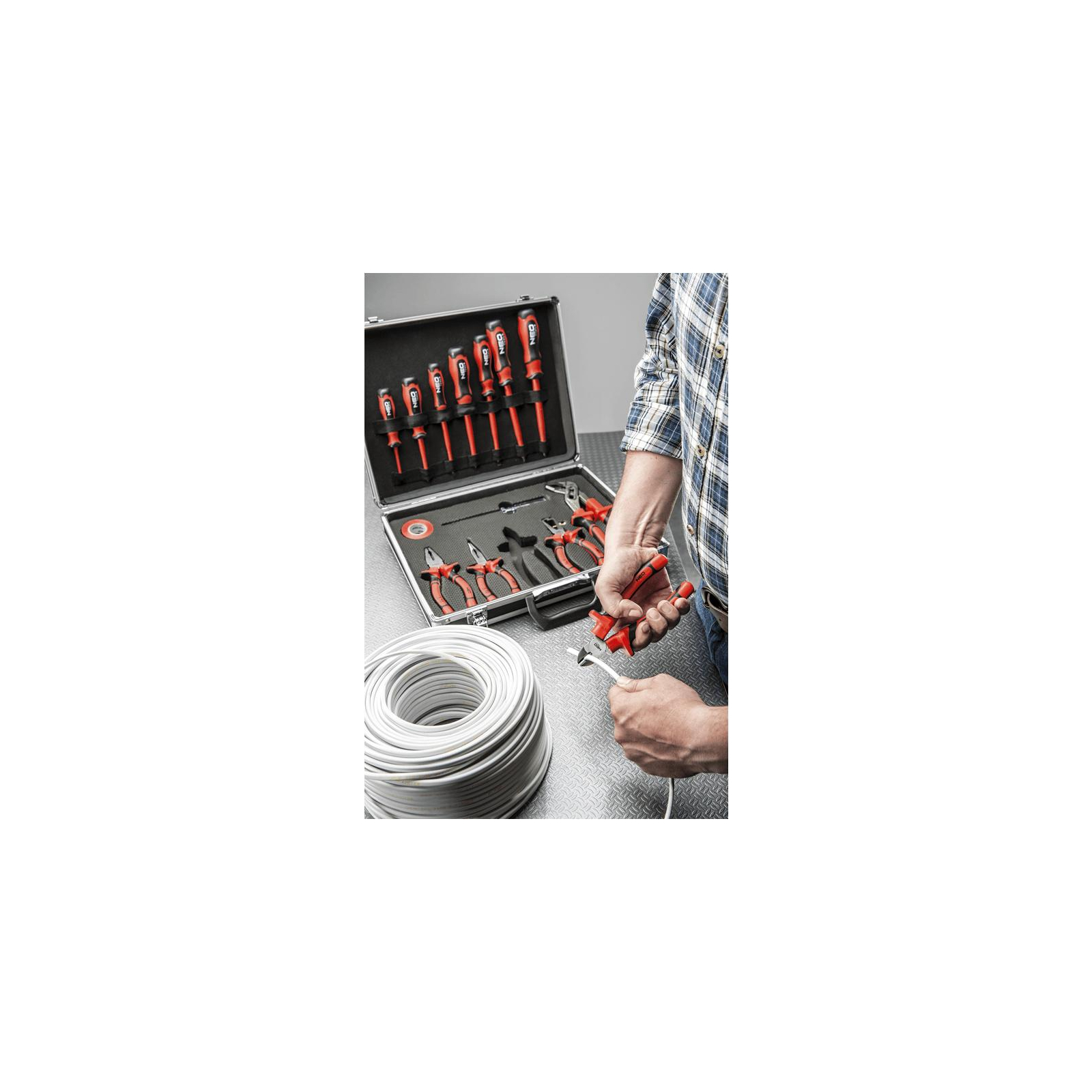 Набор инструментов Neo Tools 1000 В, 13 шт. (01-300) изображение 4