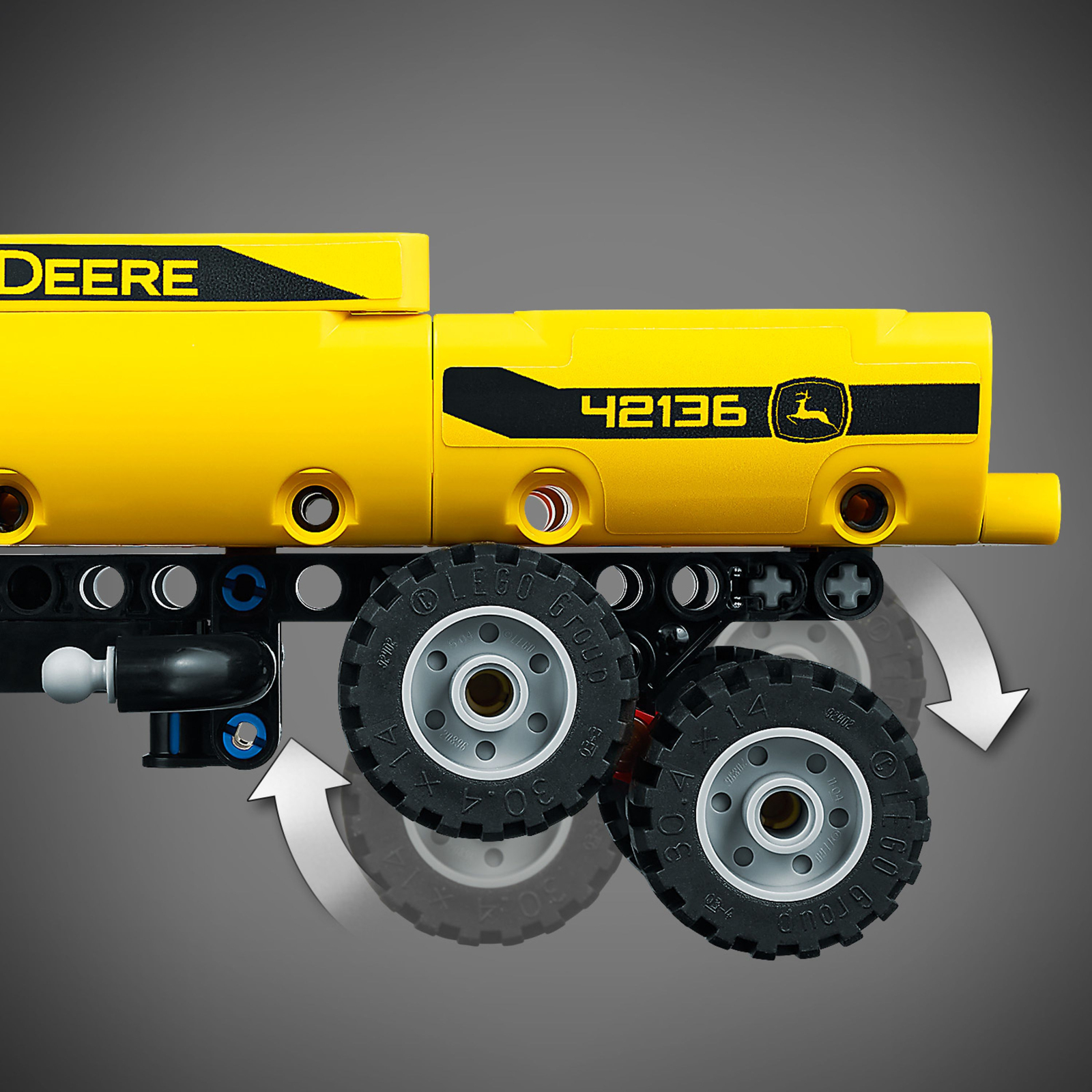 Конструктор LEGO Technic John Deere 9620R 4WD Tractor 390 деталей (42136) изображение 7