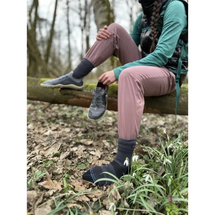 Водонепроницаемые носки Dexshell Running Lite 2.0 Socks сірі розмір L (43-46) (DS20610TLG2.0-L) изображение 3