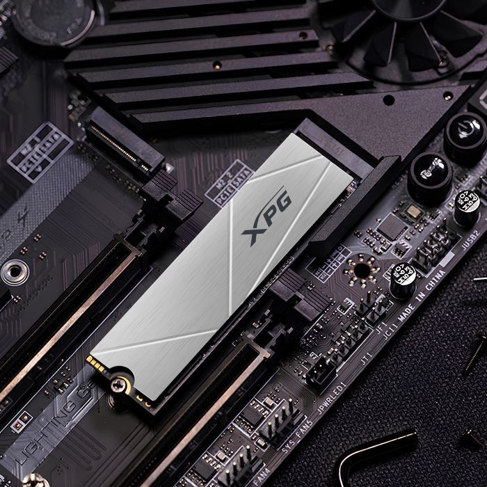 Накопитель SSD M.2 2280 1TB XPG GAMMIX S60 ADATA (AGAMMIXS60-1T-CS) изображение 8