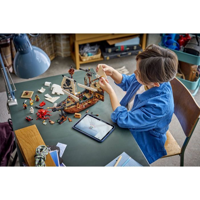 Конструктор LEGO Creator Культовый пиратский корабль (31387) изображение 11