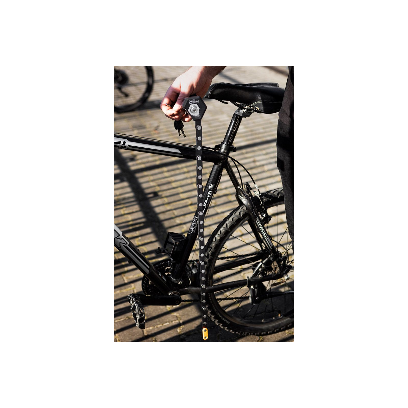 Замок велосипедный Neo Tools цинковий сплав + ABS пластик 78 см 0.62 кг (91-006) изображение 6