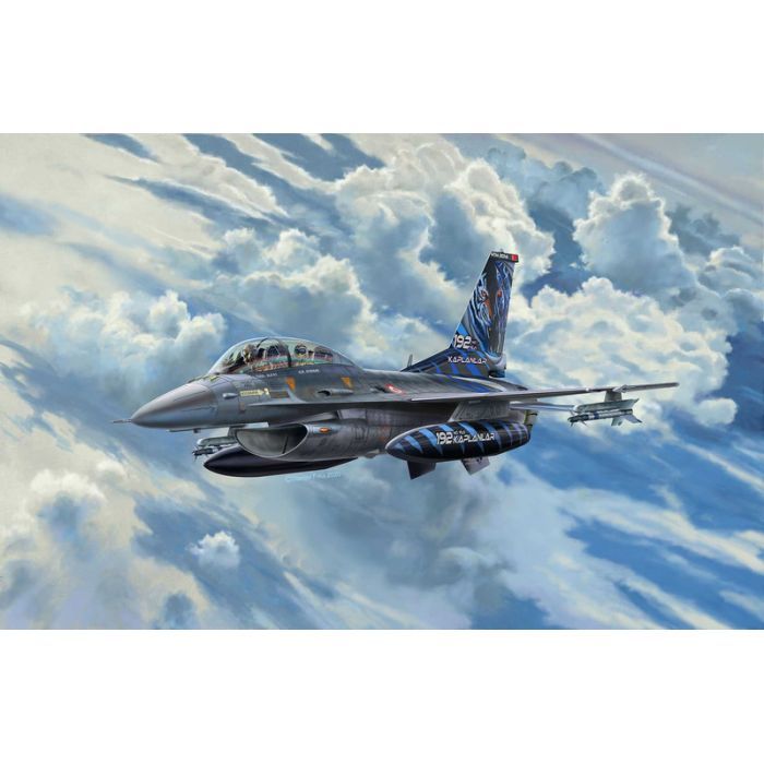 Сборная модель Revell набор Самолет F-16D Tigermeet 2014 уровень 4, 1:72 (RVL-63844) изображение 4