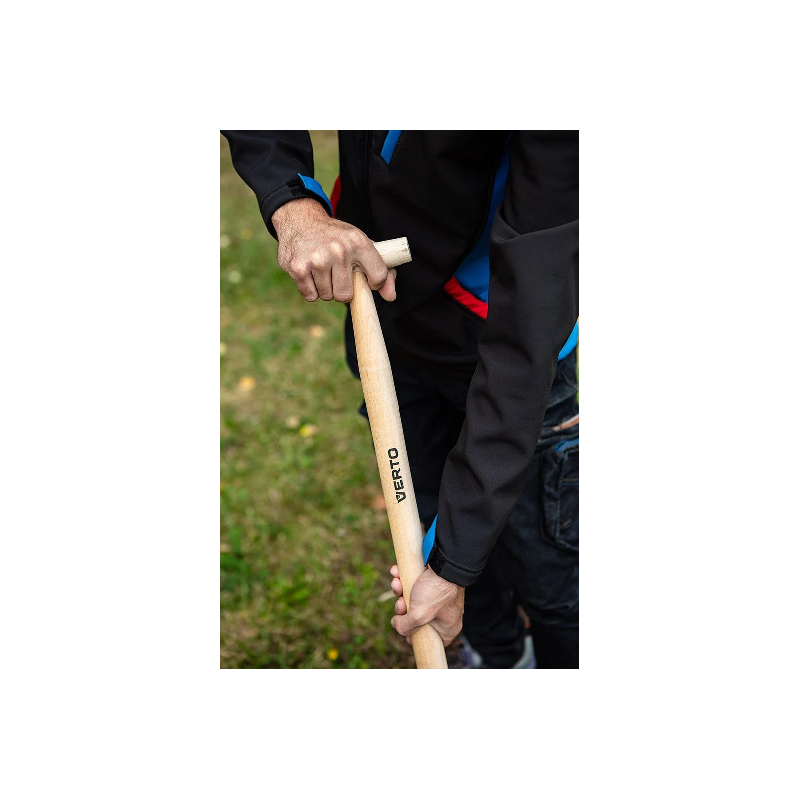 Лопата Verto штикова пряма, руків'я дерев'яне Т-подібне, 117см, 1.8кг (15G026) зображення 4