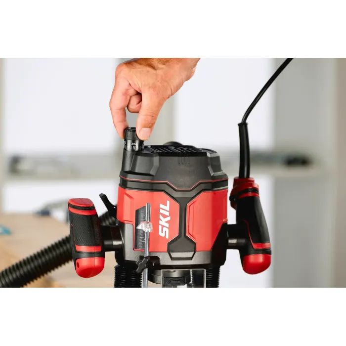 Фрезер Skil 1860 AA (VA1E1860AA) изображение 4