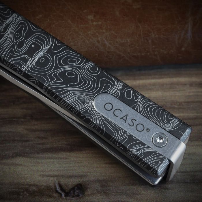 Ніж Ocaso Solstice, Engraved titanium Topo Pattern, Black (10ETB) зображення 5