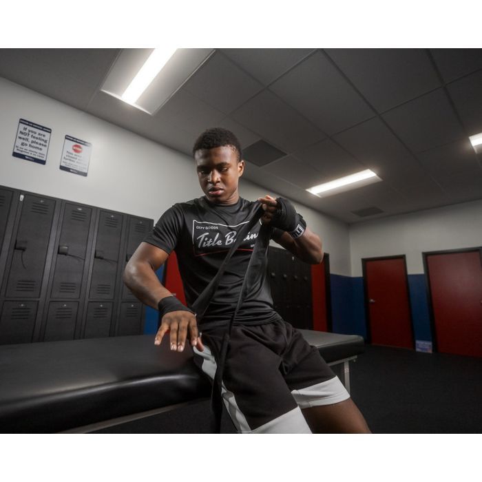 Бинт для спорта Title Boxing Traditional Weave 180" 4.5м Black (HW BK) изображение 3