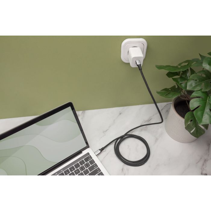 Дата кабель USB-C to USB-C 3.0m USB 4.0 black Digitus (DB-300443-030-S) изображение 5