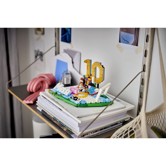 Конструктор LEGO Editions Football Лионель Месси — лучшие моменты футбольных матчей (43011) изображение 5