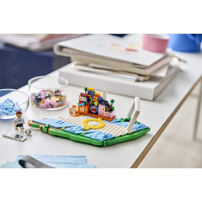 Конструктор LEGO Editions Football Лионель Месси — лучшие моменты футбольных матчей (43011) изображение 7