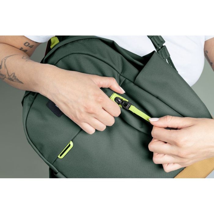 Рюкзак туристический Pacsafe Go 15L лавандовий (35110612) изображение 8