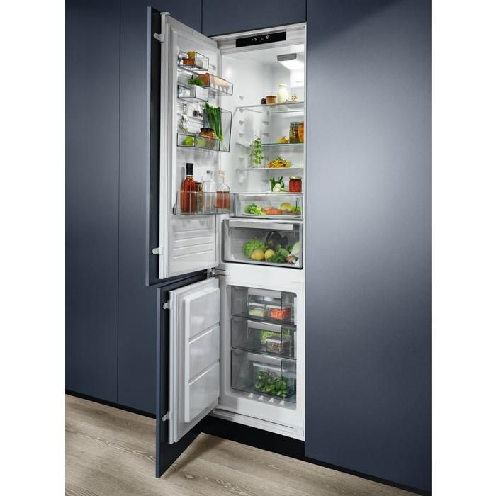 Холодильник Electrolux ENN3074EFW зображення 5