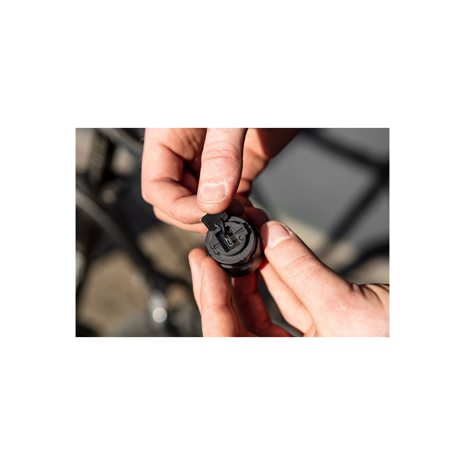 Задня велофара Neo Tools 30 люмен 0.5Вт USB 400мАг IPX6 (91-003) зображення 5