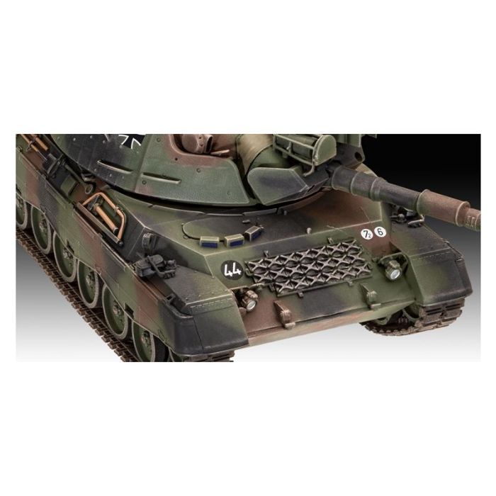 Сборная модель Revell Танк Leopard 1 A1A1-A1A4 уровень 5 масштаб 1:35 (RVL-05656) изображение 4