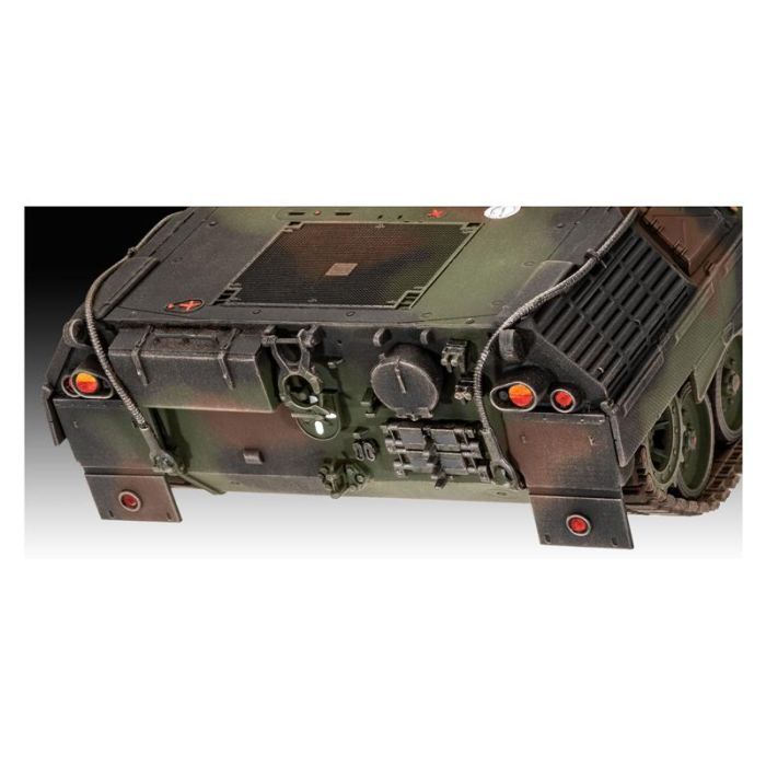 Сборная модель Revell Танк Leopard 1 A1A1-A1A4 уровень 5 масштаб 1:35 (RVL-05656) изображение 5