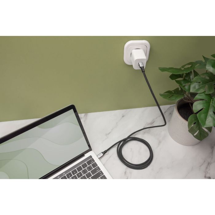 Дата кабель USB-C to USB-C 3.0m USB 4.0 black Digitus (DB-300443-030-S) зображення 3