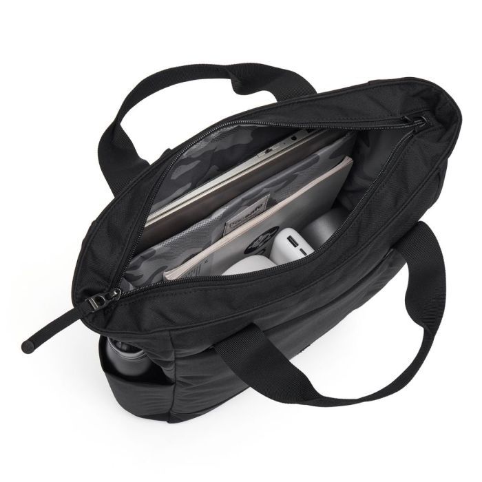 Рюкзак туристичний Pacsafe Go Totepack 15L чорний (35190130) зображення 3