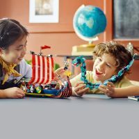 Конструктор LEGO Creator Корабель вікінгів і Мідгардський змій (31132) зображення 3