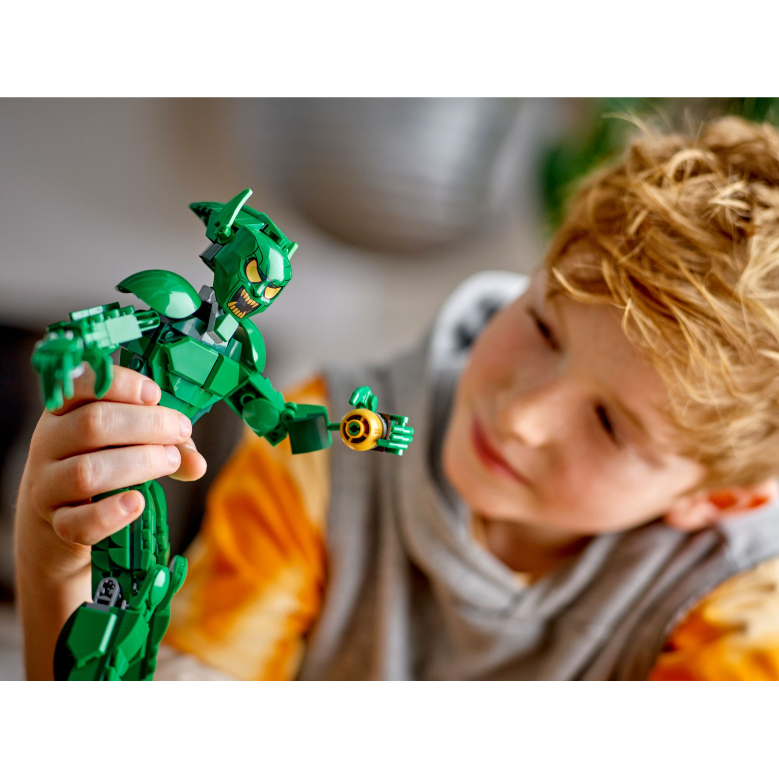 Конструктор LEGO Marvel Фигурка Зеленого гоблина для сборки 471 деталь (76284) изображение 8