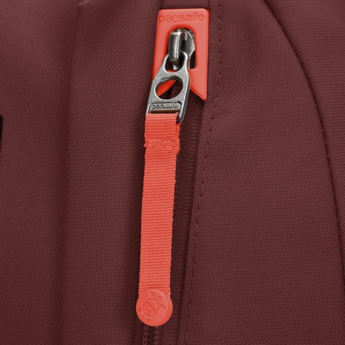 Рюкзак туристический Pacsafe Go 25L свіжий м'ятний (35115528) изображение 4