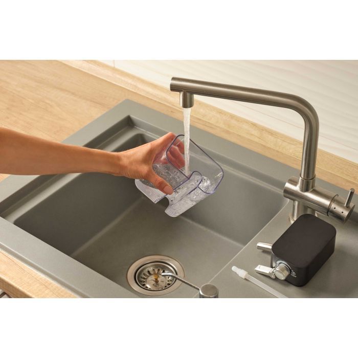 Рожковая кофеварка эспрессо Sencor SES4060BK изображение 16